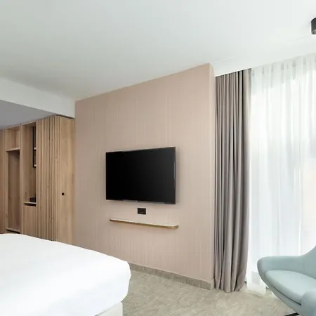 Courtyard By Marriott - Napoca Downtown Hotell