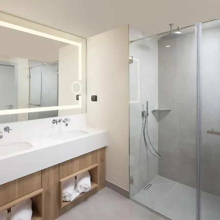 Hotel Courtyard By Marriott - Napoca Downtown