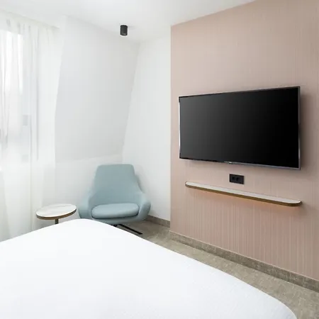 Courtyard By Marriott - Napoca Downtown Hotell