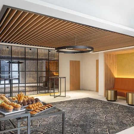 Hotell Courtyard By Marriott - Napoca Downtown 4*