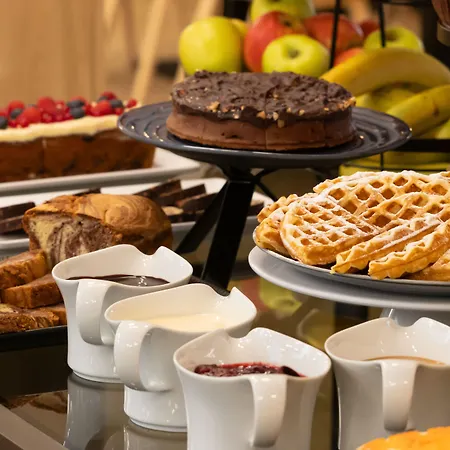 Courtyard By Marriott - Napoca Downtown