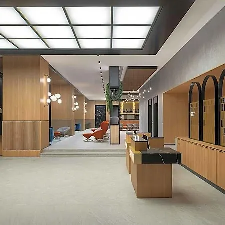 Courtyard By Marriott - Napoca Downtown 4*