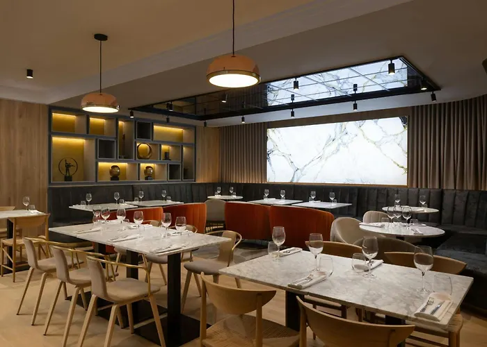 Courtyard By Marriott - Napoca Downtown 4* Cluj-Napoca