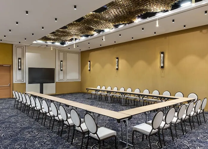 Courtyard By Marriott - Napoca Downtown